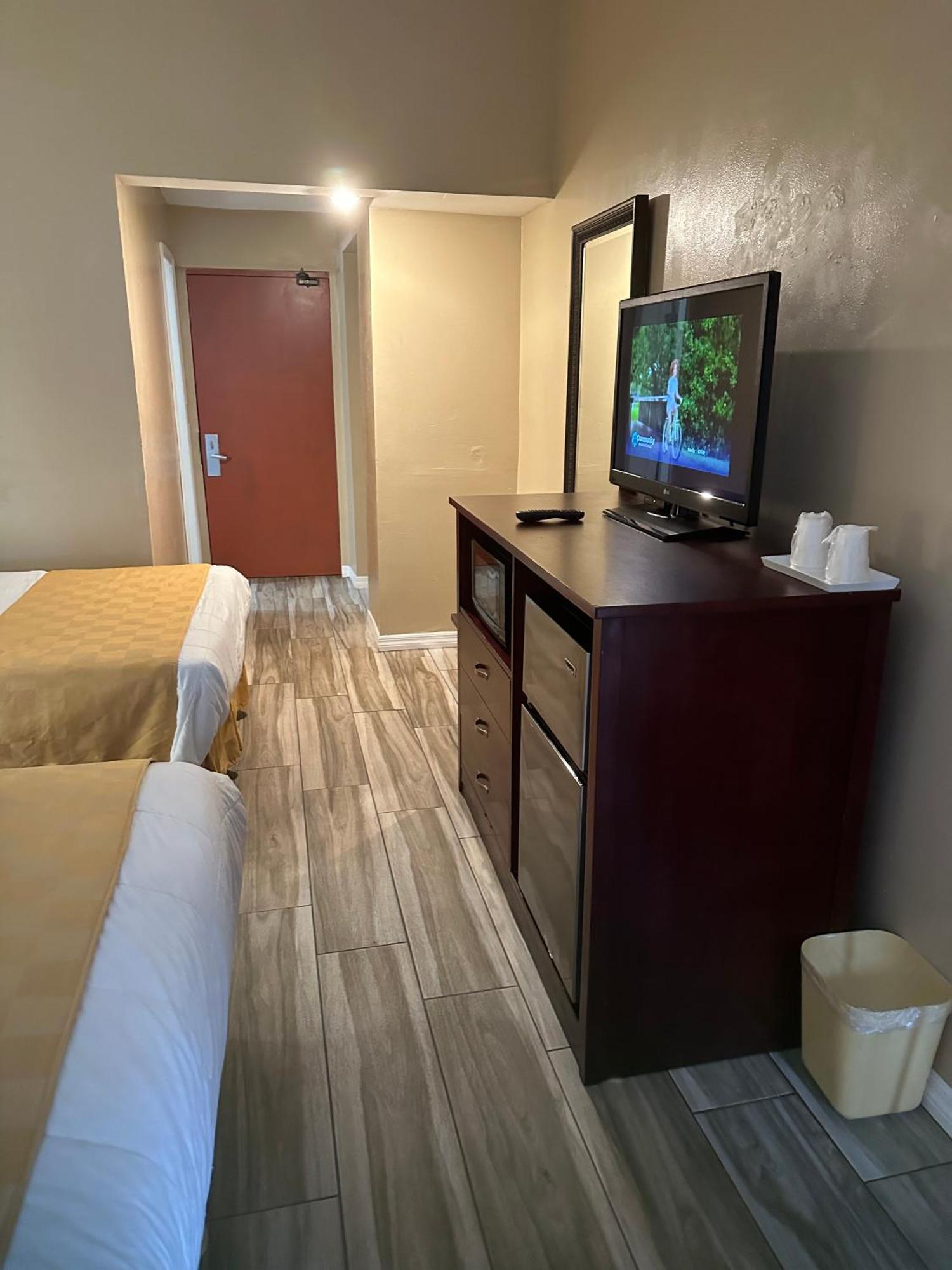 هومستيد A-1 Budget Motel المظهر الخارجي الصورة